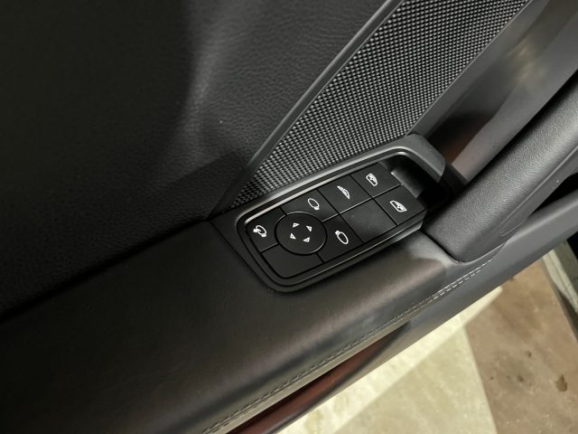 PORSCHE 992 usata, con Park Distance Control