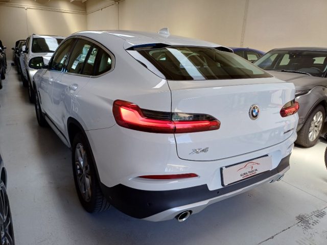BMW X4 usata, con Sensori di parcheggio anteriori