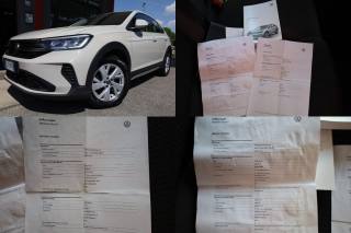VOLKSWAGEN Taigo usata, con USB