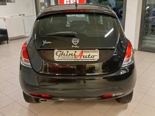 LANCIA Ypsilon usata, con Airbag