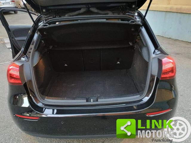 MERCEDES-BENZ A 180 usata, con Hill holder