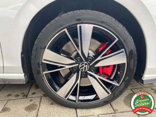VOLKSWAGEN Golf usata, con Fendinebbia