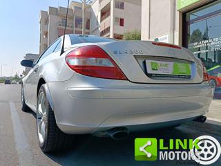 MERCEDES-BENZ SLK 200 usata 47
