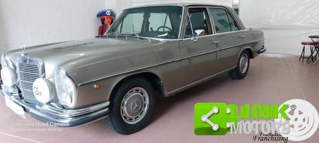 MERCEDES-BENZ 280 usata 0