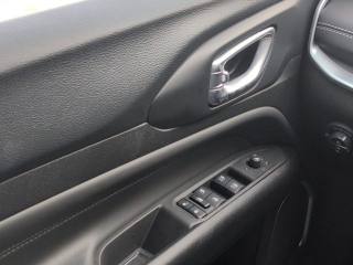 JEEP Compass usata, con Autoradio digitale