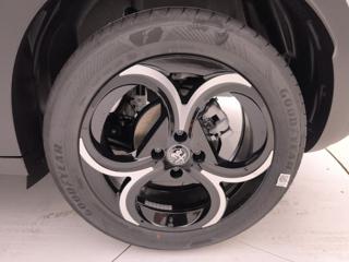 ALFA ROMEO Junior usata, con Portellone posteriore elettrico