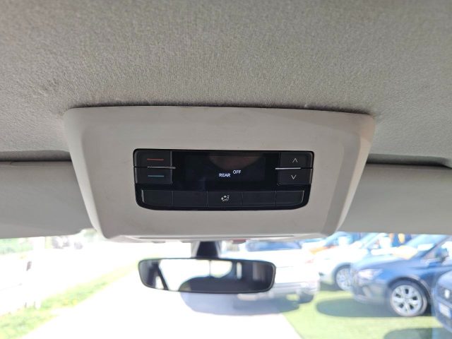 VOLKSWAGEN Transporter usata 22