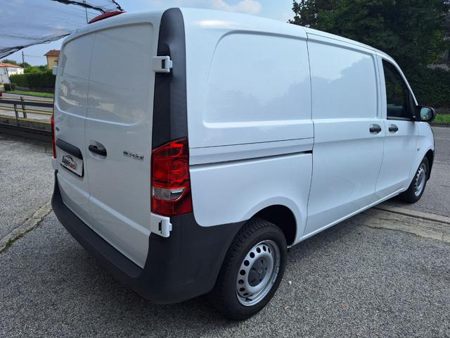 MERCEDES-BENZ Vito usata 12