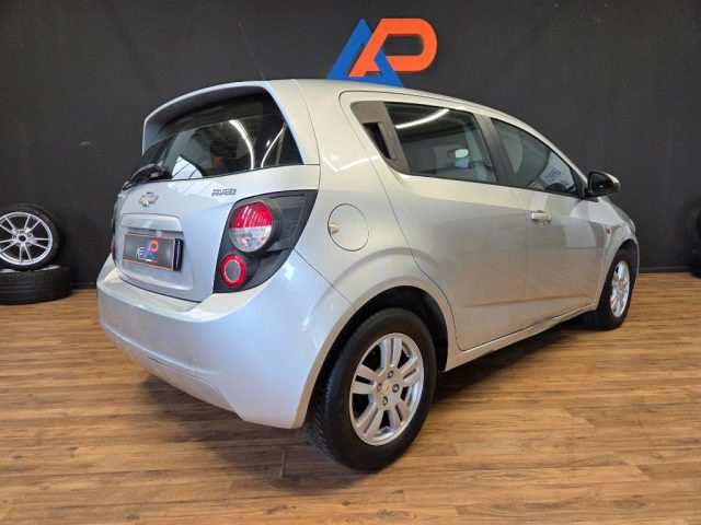 CHEVROLET Aveo usata, con Autoradio