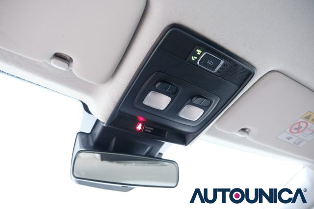 RENAULT Clio usata, con Sensori di parcheggio anteriori