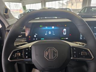 MG HS usata, con Fendinebbia