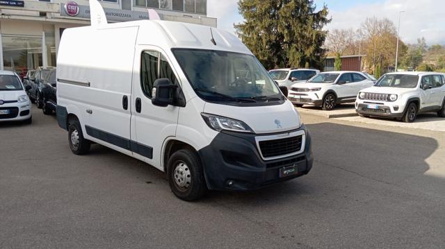 PEUGEOT Boxer usata, con Alzacristalli elettrici