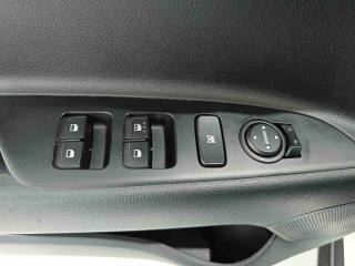 KIA Stonic usata, con Sensori di parcheggio posteriori