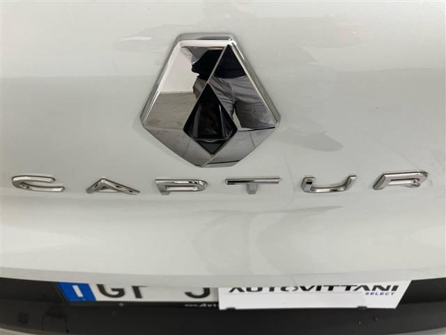 RENAULT Captur usata 23