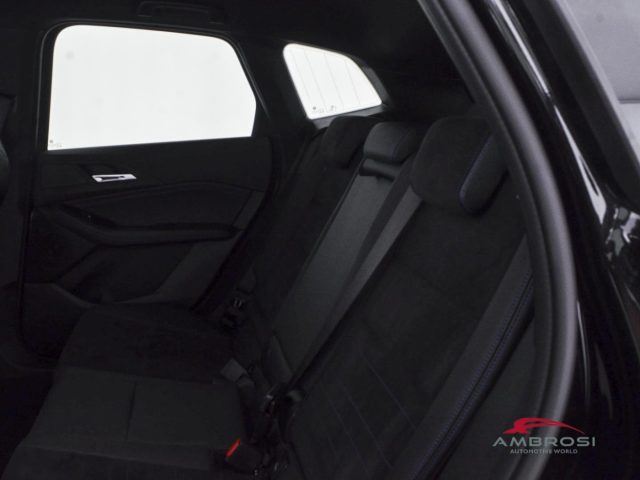 BMW 218 usata 9