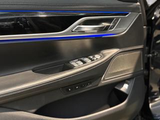 BMW 730 usata, con Fari LED