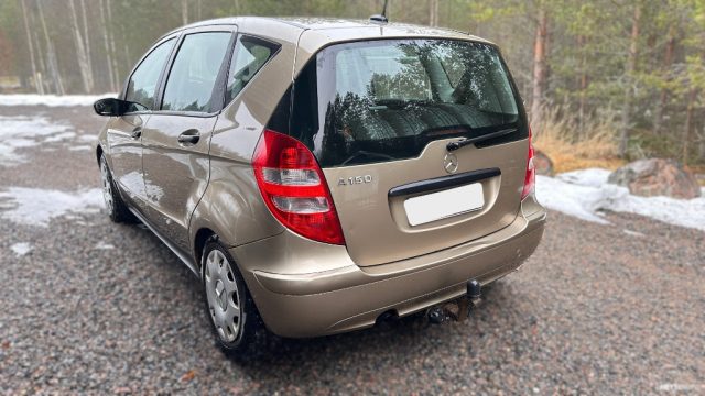MERCEDES-BENZ A 160 usata, con Chiusura centralizzata