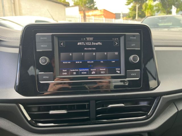 VOLKSWAGEN T-Roc usata, con Autoradio digitale