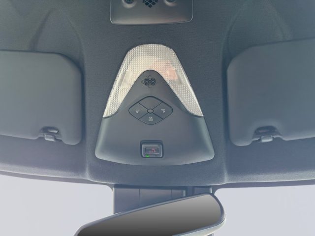 TOYOTA C-HR usata, con Controllo automatico clima