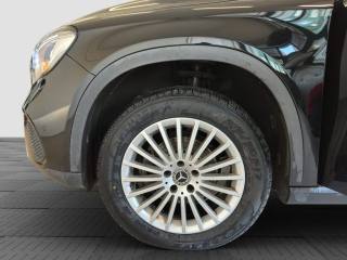 MERCEDES-BENZ CLA usata 12