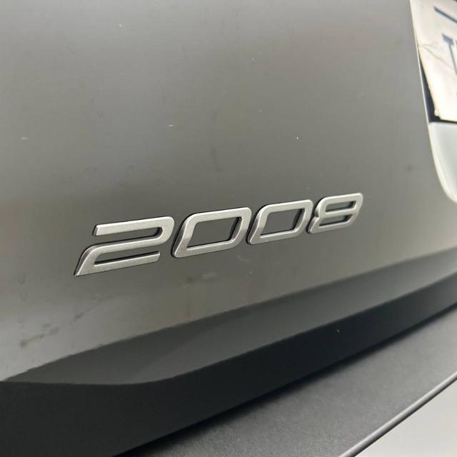 PEUGEOT 2008 usata, con Bluetooth