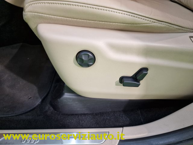 JEEP Grand Cherokee usata, con Specchietti laterali elettrici