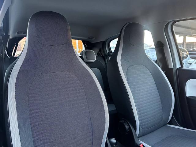 RENAULT Twingo usata, con Android Auto