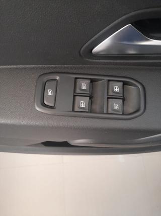 DACIA Duster usata, con Touch screen