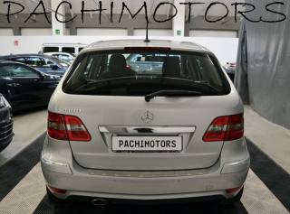 MERCEDES-BENZ B 180 usata, con ESP