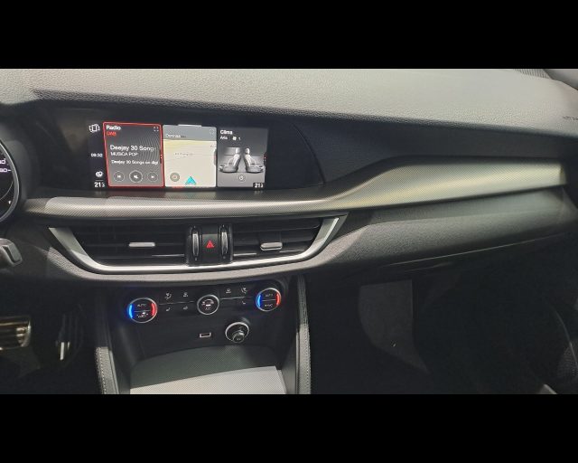 ALFA ROMEO Stelvio usata, con Sedili sportivi