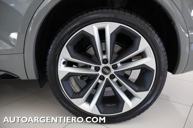 AUDI Q5 usata, con Autoradio digitale