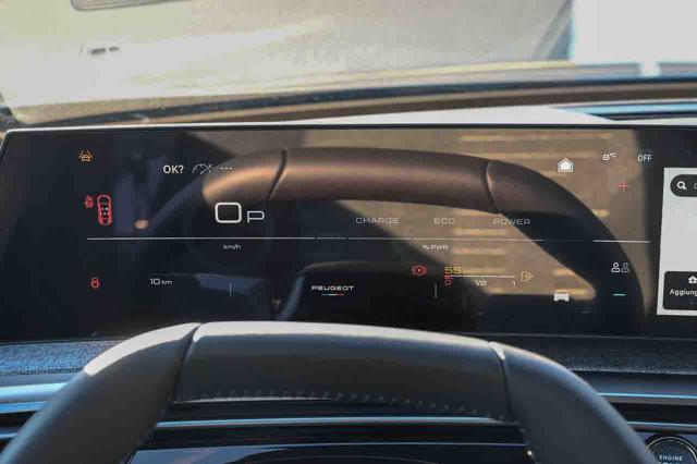 PEUGEOT 3008 usata, con Park Distance Control