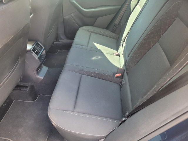 SKODA Karoq usata, con Sensori di parcheggio posteriori