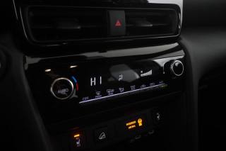 TOYOTA Yaris Cross usata 11