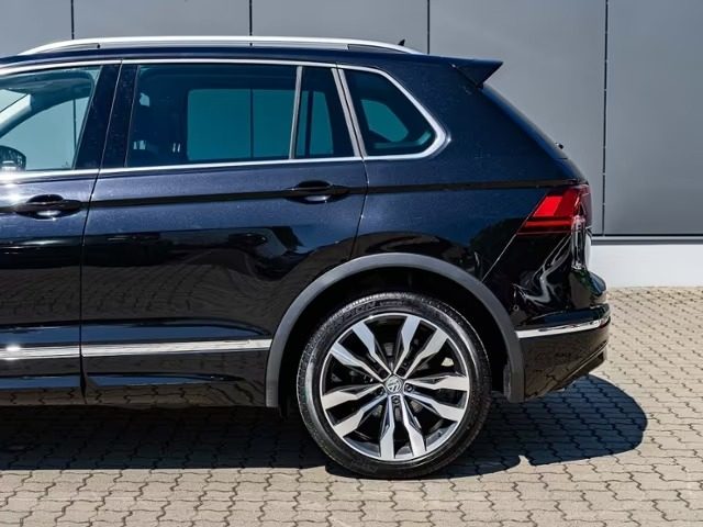 VOLKSWAGEN Tiguan usata, con Boardcomputer
