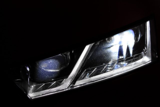 SKODA Octavia usata, con Controllo elettronico della corsia