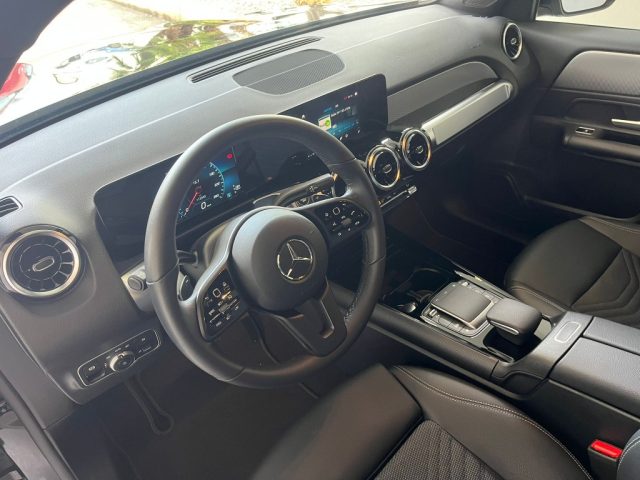 MERCEDES-BENZ GLB 200 usata, con Chiusura centralizzata