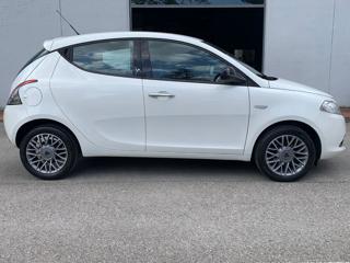 LANCIA Ypsilon usata, con Autoradio