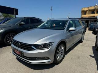 VOLKSWAGEN Passat Variant usata, con Airbag laterali
