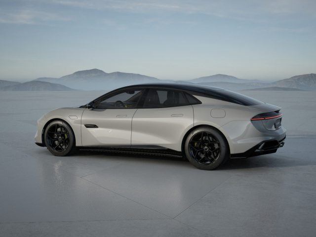 LOTUS Emeya usata, con Chiusura centralizzata