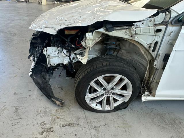 VOLKSWAGEN Golf usata, con Climatizzatore