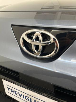 TOYOTA Aygo X usata, con Bracciolo