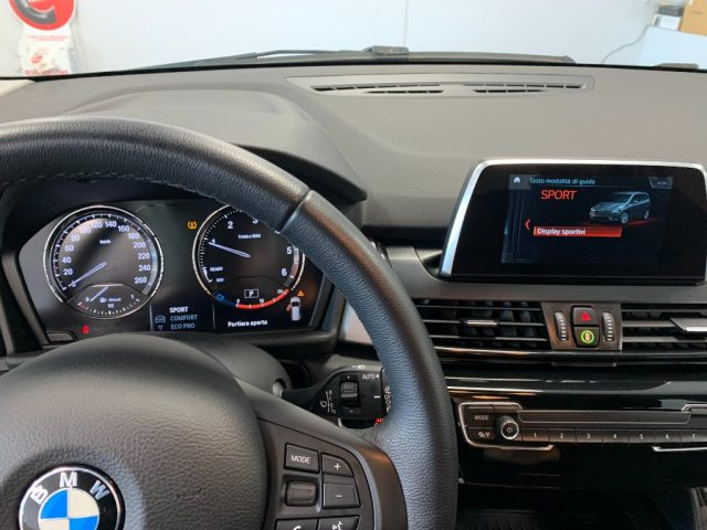 BMW 216 usata, con Touch screen