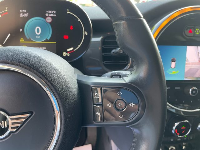 MINI One usata, con USB