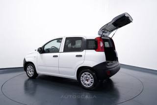 FIAT New Panda usata 23
