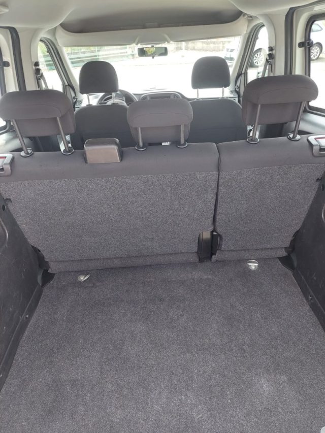 FIAT Doblo usata, con USB