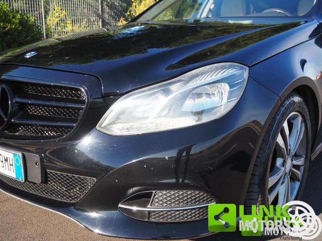 MERCEDES-BENZ E 220 usata 31