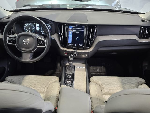VOLVO XC60 usata, con Bluetooth