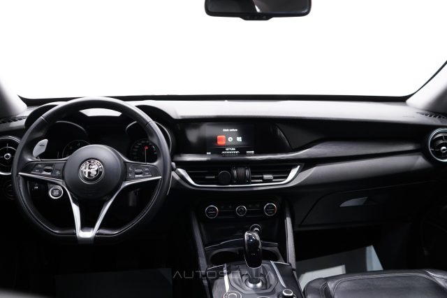ALFA ROMEO Stelvio usata, con Volante multifunzione