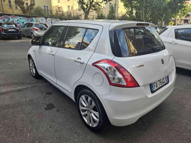 SUZUKI Swift usata, con Autoradio